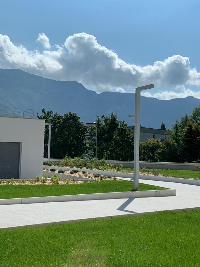 O Pure Apartment Annecy Exterior photo